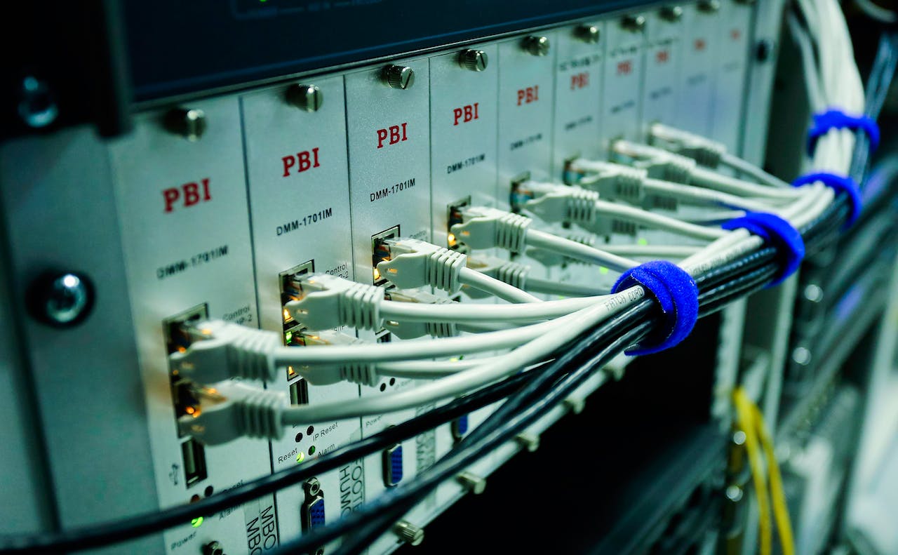 #Hearse#PSKHosting took over the user information of Alpharacks, which is very likely to belong to the same company #Hearse#PSKHosting took over the user information of Alpharacks, which is very likely to belong to the same company